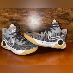 Nike KD Trey 5 IX Size 8.5